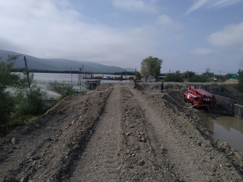 Уровень воды в Амуре у Хабаровска стал ниже отметки опасного явления (ВИДЕО)