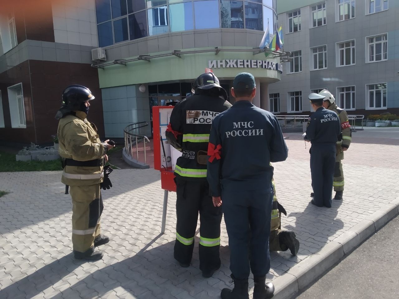 Пожарно-тактическое учение прошло на Инженерной школе в Городе юности |  14.09.2022 | Хабаровск - БезФормата