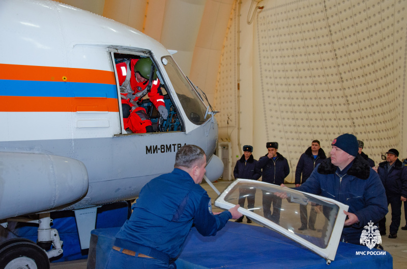 Авиация МЧС России подвела предварительные итоги. Лётно-методический сбор прошел в Хабаровске